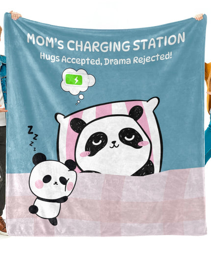 OINA® Mom’s Charging Station Blanket – Cute Panda Hug Gift for Mom
