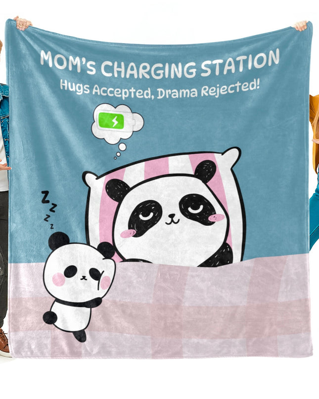 OINA® Mom’s Charging Station Blanket – Cute Panda Hug Gift for Mom